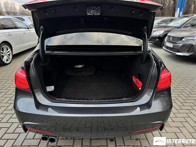 BMW 330E 35 interauto-car