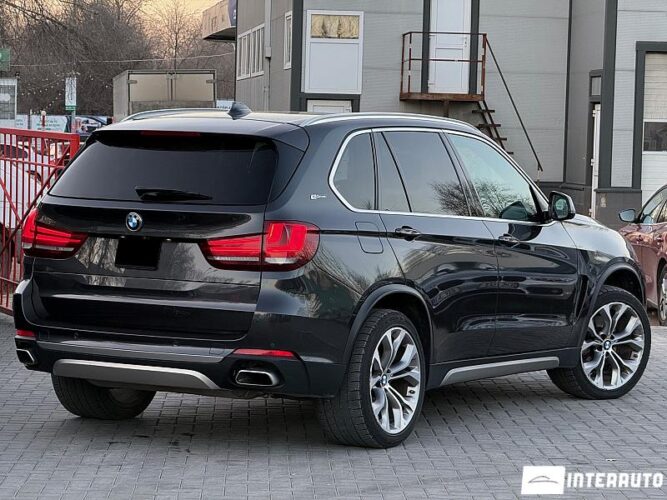 BMW X5 4.0e 37 interauto-car