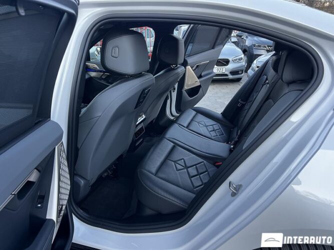 BMW 520 44 interauto-car