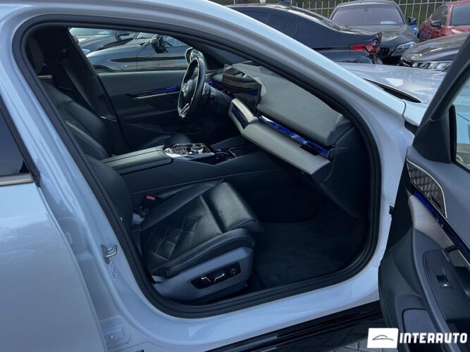 BMW 520 43 interauto-car