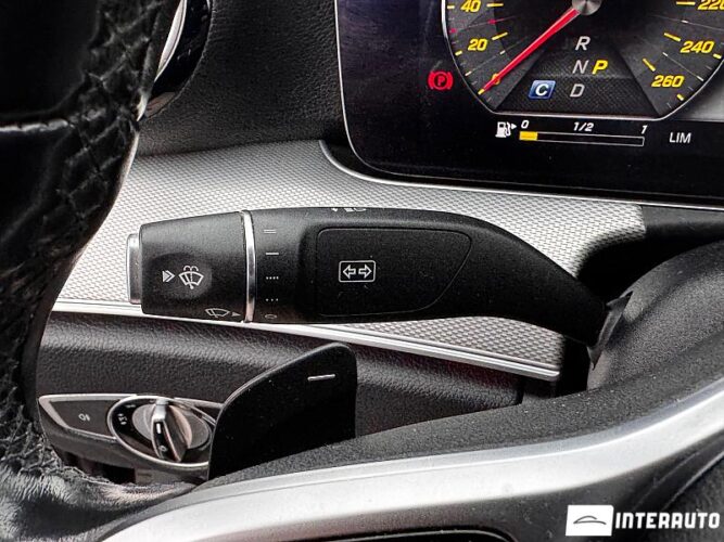 Mercedes E 300de 44 interauto-car