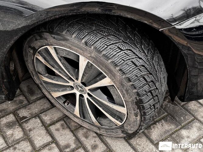 Mercedes E 300de 47 interauto-car