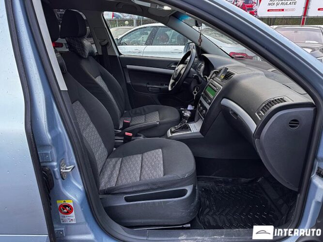 Skoda Octavia 33 interauto-car