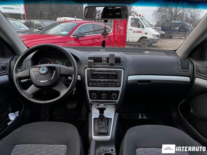 Skoda Octavia 36 interauto-car