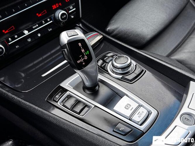 BMW 530 GT 41 interauto-car