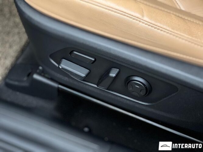 Kia Sorento 45 interauto-car