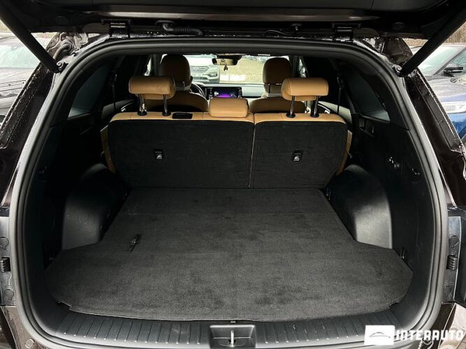 Kia Sorento 58 interauto-car