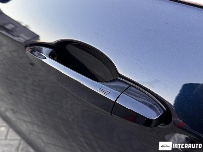 BMW X5 4.0e 56 interauto-car