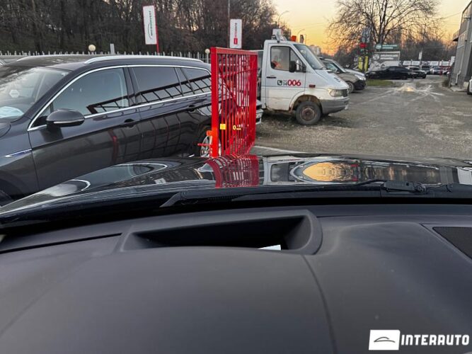 BMW X5 4.0e 41 interauto-car