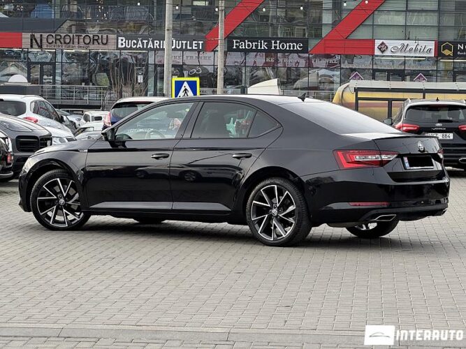Skoda Superb 37 interauto-car