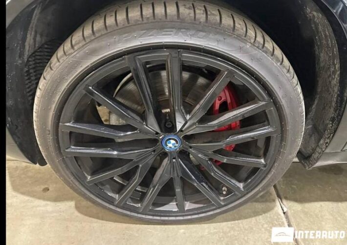 BMW X5 5.0e 32 interauto-car