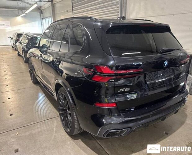 BMW X5 5.0e 25 interauto-car