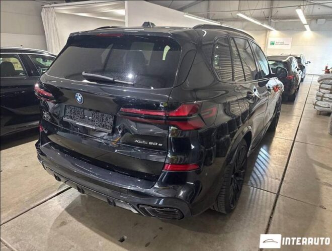 BMW X5 5.0e 26 interauto-car