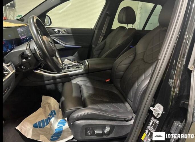 BMW X5 5.0e 27 interauto-car