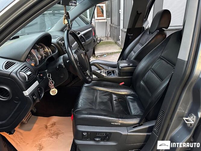 Porsche Cayenne S 33 interauto-car