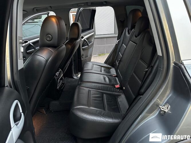 Porsche Cayenne S 35 interauto-car