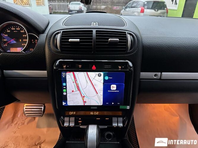 Porsche Cayenne S 40 interauto-car