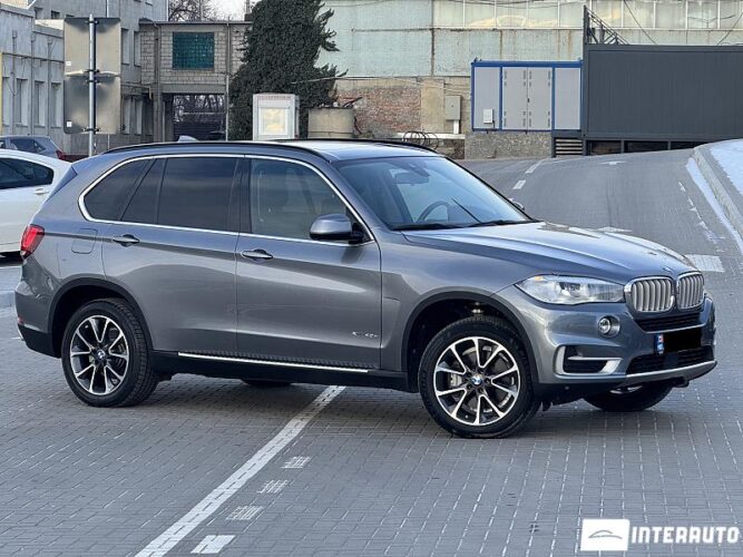 BMW X5 4.0e 2016 doar la InterAuto
