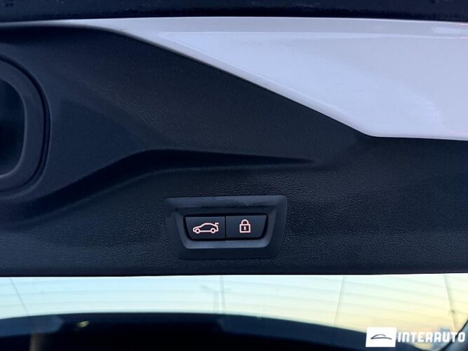 BMW X5 4.5e 66 interauto-car