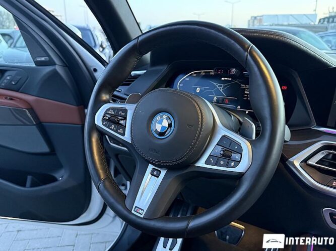 BMW X5 4.5e 46 interauto-car