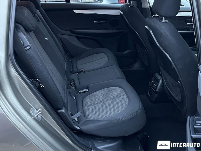 BMW 216d 46 interauto-car