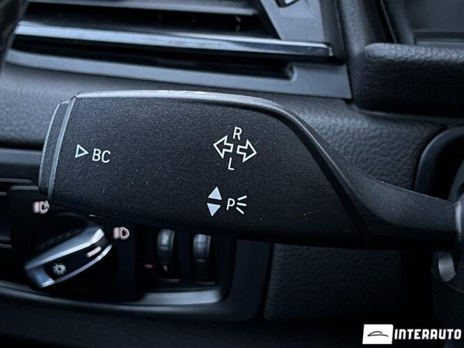 BMW 216d 39 interauto-car