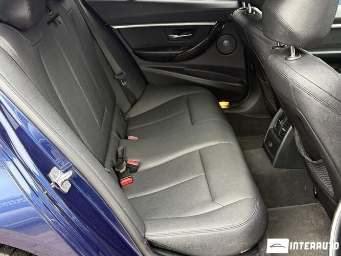 BMW 330E 42 interauto-car