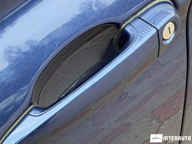 BMW 330E 33 interauto-car