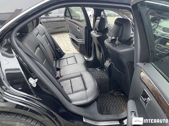 Mercedes E 200 47 interauto-car