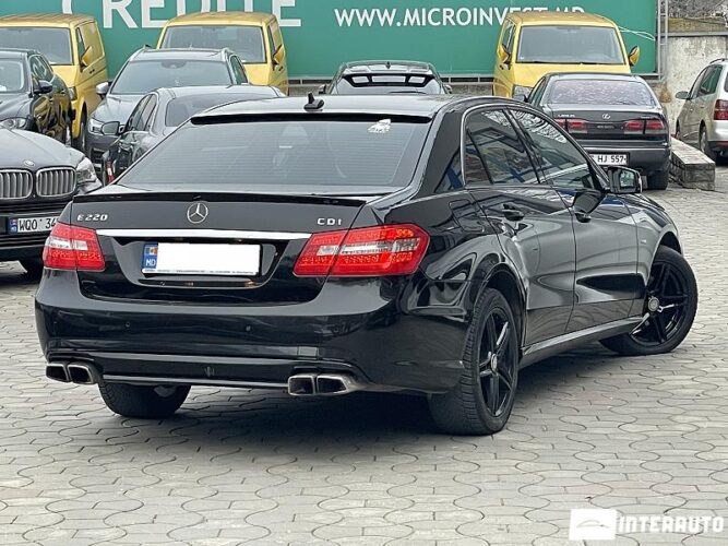 Mercedes E 200 33 interauto-car