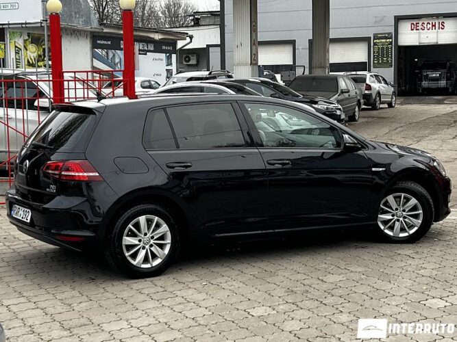 Volkswagen Golf 30 interauto-car