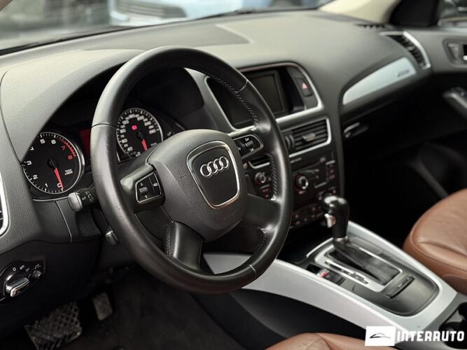 Audi Q5 42 interauto-car