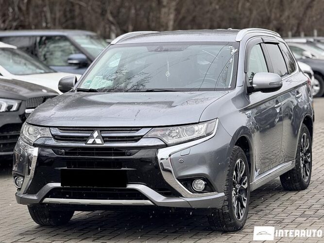 Mitsubishi Outlander 30 interauto-car