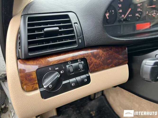 BMW 320 35 interauto-car