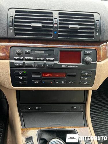 BMW 320 34 interauto-car