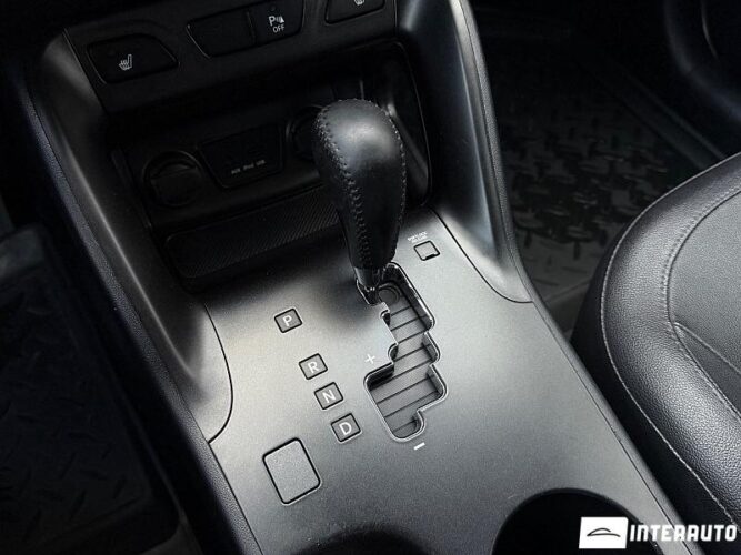 Hyundai Tucson 40 interauto-car