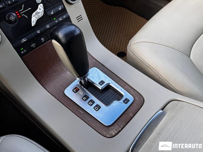 Volvo S 80 43 interauto-car