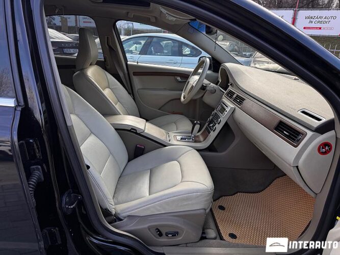 Volvo S 80 36 interauto-car