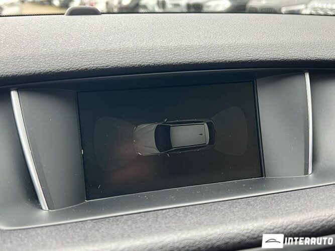 BMW X1 2.0D 44 interauto-car