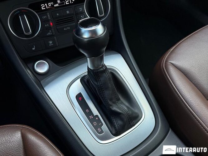 Audi Q3 46 interauto-car