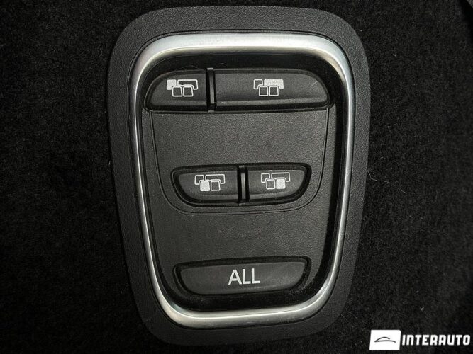 Renault Grand Scenic 39 interauto-car