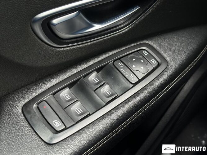 Renault Grand Scenic 37 interauto-car