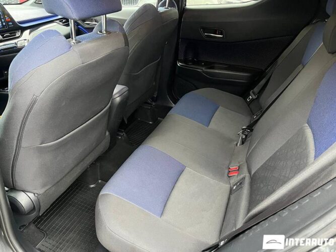 Toyota C-HR 51 interauto-car