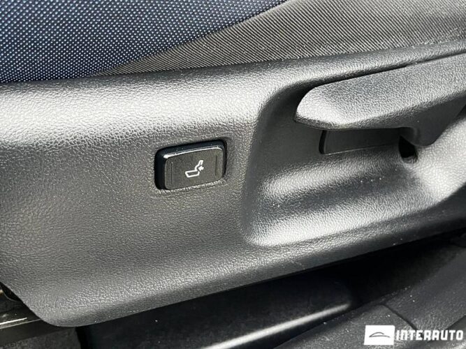 Toyota C-HR 50 interauto-car