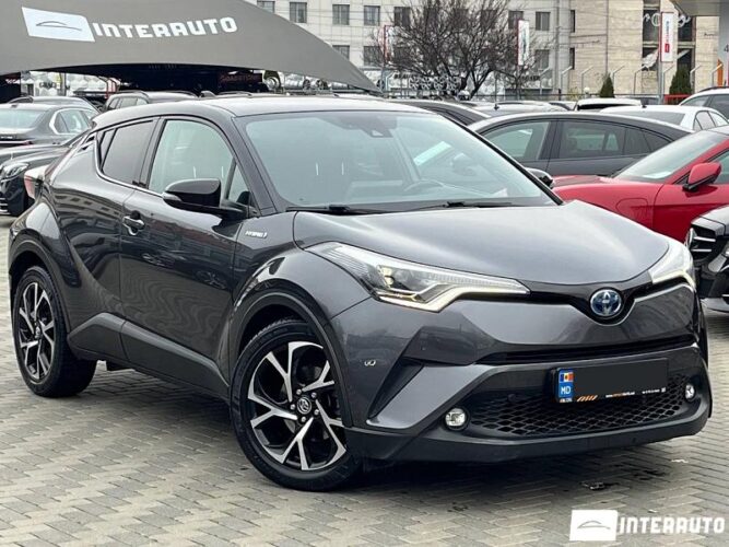 Toyota C-HR 33 interauto-car