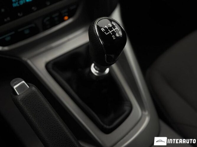 Ford Focus 40 interauto-car
