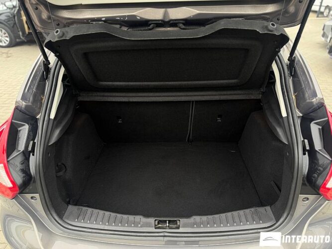 Ford Focus 47 interauto-car