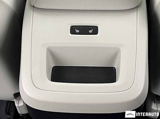 Volvo XC 60 53 interauto-car