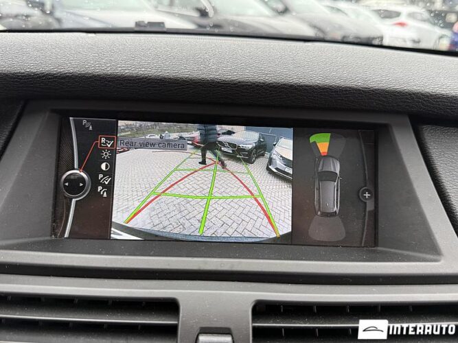 BMW X5 3.0i 45 interauto-car