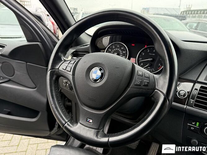 BMW X5 3.0i 42 interauto-car